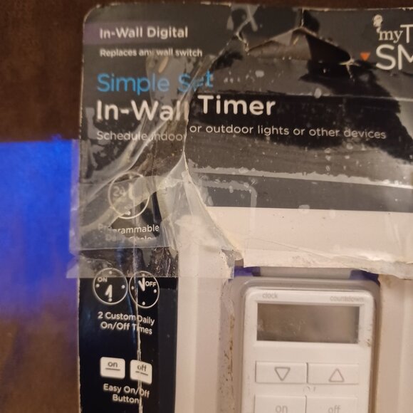 MyTouchSmart 24-Hour in-Wall Digital Timer, 4 Programmable Easy On/Off Buttons - Picture 3 of 5